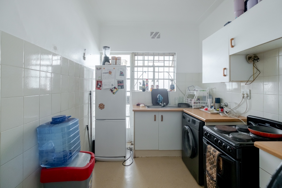 2 Bedroom Property for Sale in Sea Point Western Cape